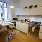 Daire M5 Cenisio 5min-buzzi 3min-citylife-mico-chinatown-ac Milano
